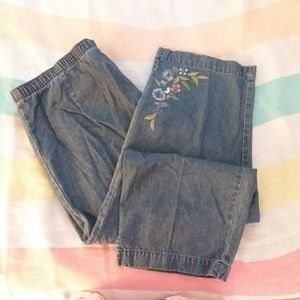 Classic Elements Capris with Embroidery